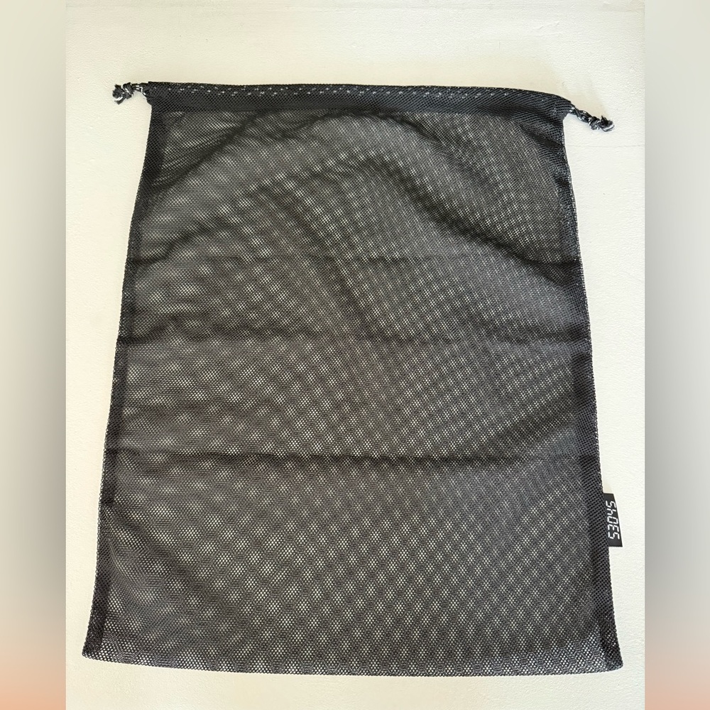 NWOT Mesh Dust Bag